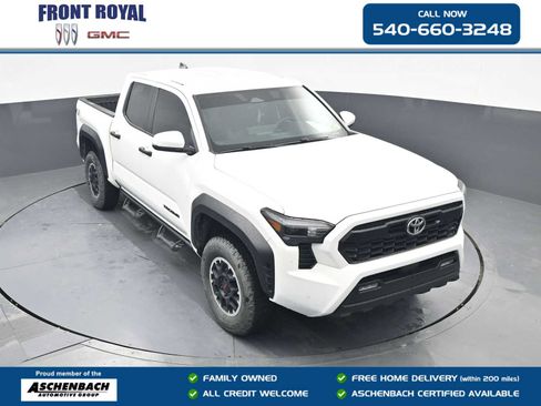 Used 2024 Toyota Tacoma TRD Off-Road w/ TRD Off Road Upgrade Package AWD/4WD image 1