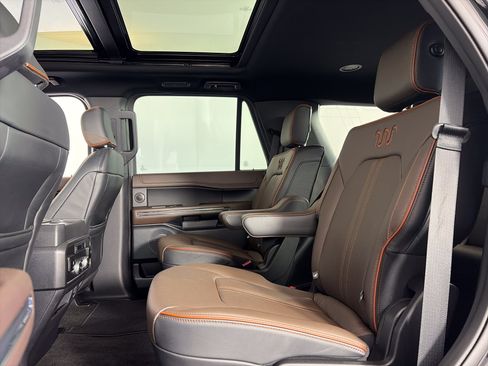 Used 2020 Ford Expedition King Ranch AWD/4WD image 7