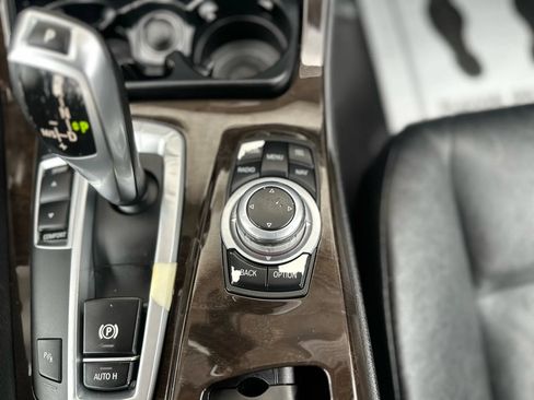 Used 2013 BMW 528i Sedan RWD image 23