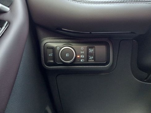 Used 2025 Ford Explorer Platinum w/ Ultimate Package image 25