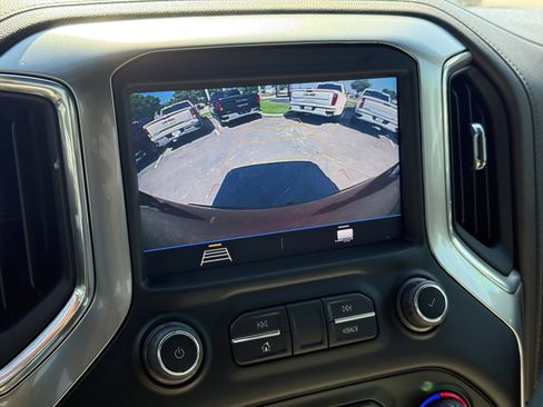 Used 2021 Chevrolet Silverado 1500 LT w/ Bed Protection Package RWD image 21