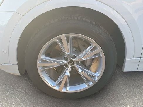 Used 2022 Audi Q8 Premium Plus image 41