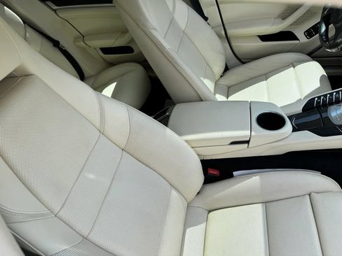 Used 2013 Porsche Panamera AWD/4WD image 31
