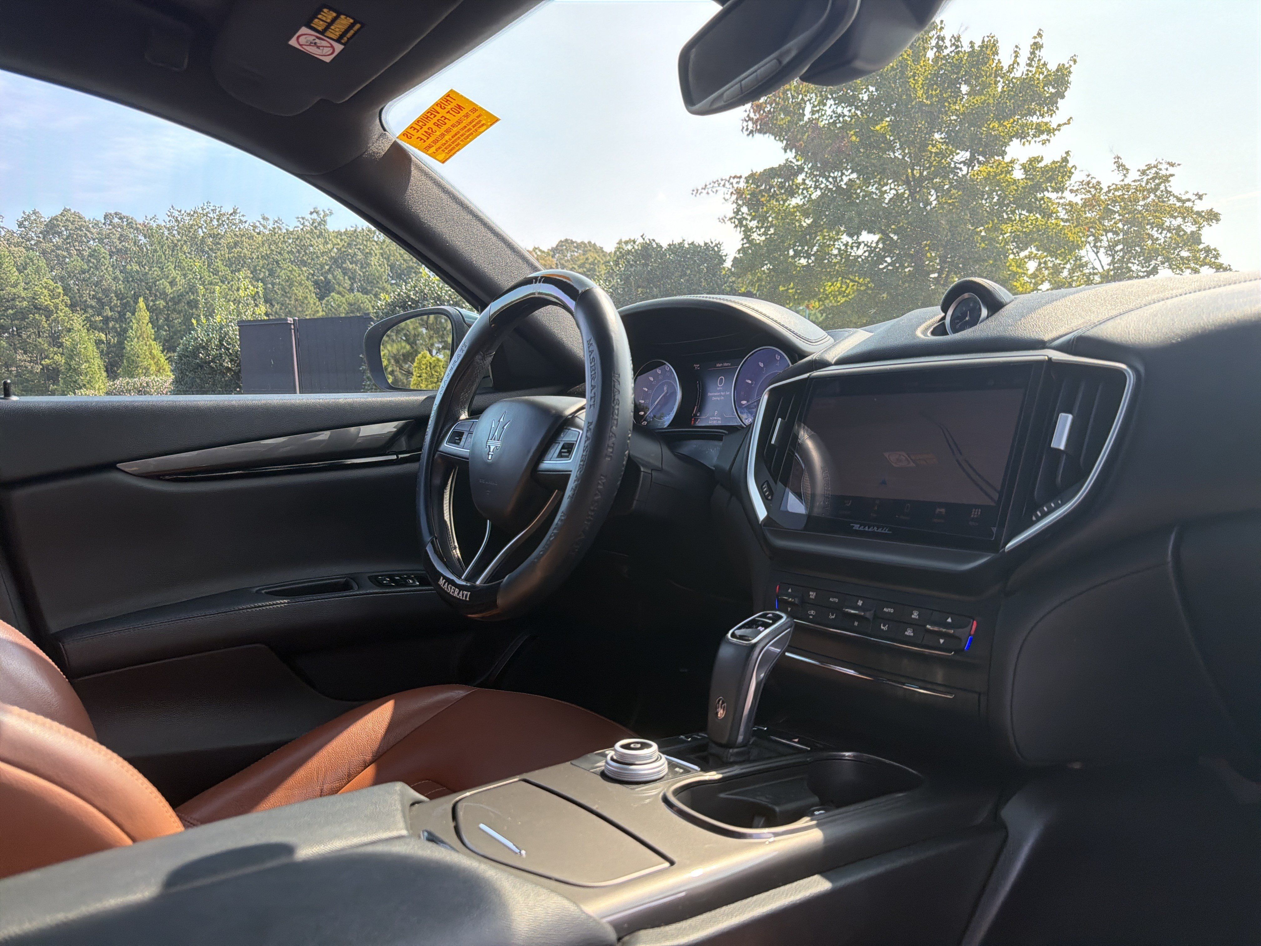 Used 2021 Maserati Ghibli S RWD image 6