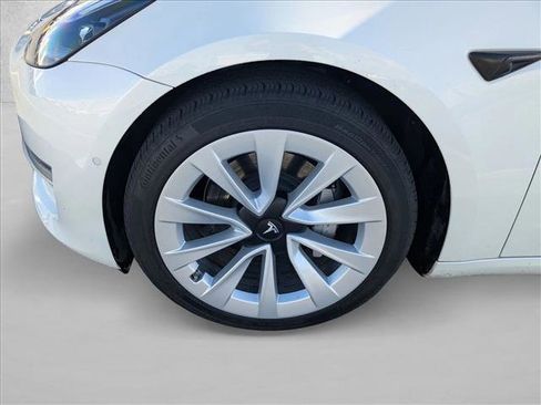 Used 2022 Tesla Model 3 Long Range image 13