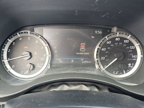 Used 2023 Toyota Highlander XLE AWD/4WD image 31