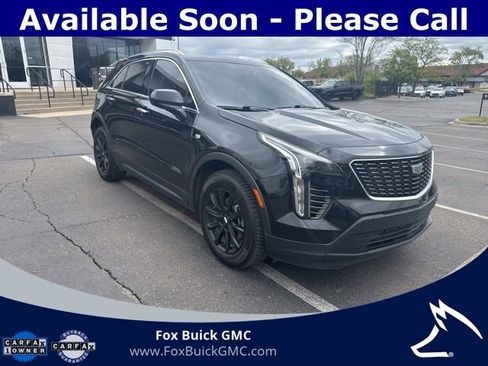 Certified 2023 Cadillac XT4 Luxury w/ Cold Weather Package AWD/4WD image 3