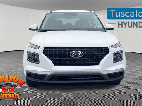 New 2026 Hyundai Venue SE image 2