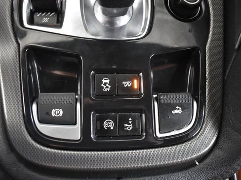 Used 2014 Jaguar F-TYPE image 28