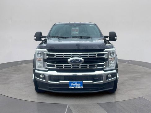 Certified 2025 Ford F450 XLT w/ 360-Degree Camera Package image 10