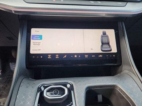 New 2025 Jeep Wagoneer S Launch Edition image 17