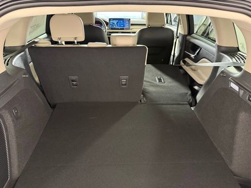 New 2026 Lincoln Corsair Premiere image 23