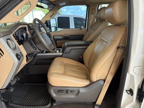 Used 2014 Ford F250 Lariat w/ Lariat Ultimate Package AWD/4WD image 16