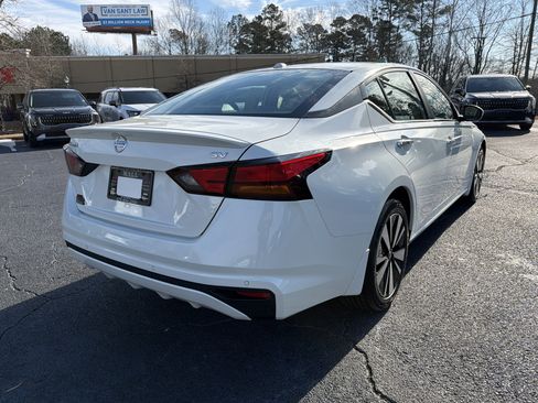 Used 2021 Nissan Altima 2.5 SV image 6