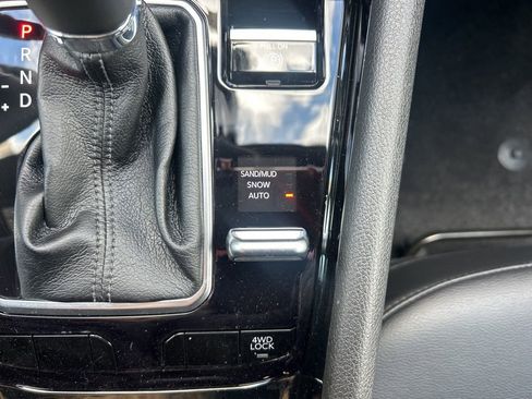 New 2026 Jeep Compass Latitude AWD/4WD image 10