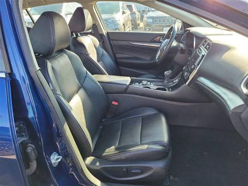 Used 2023 Nissan Maxima SV w/ Floor Mat Group image 17