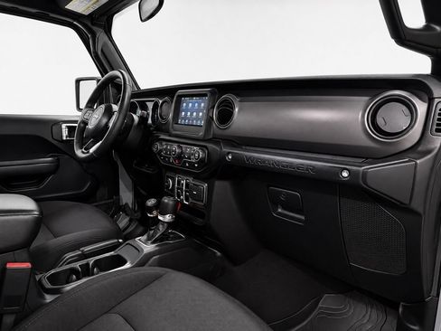 Used 2023 Jeep Wrangler Unlimited w/ Cold Weather Group AWD/4WD image 16