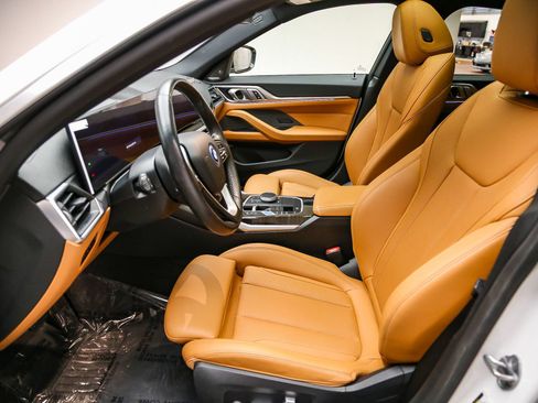 Used 2023 BMW i4 eDrive35 RWD image 19