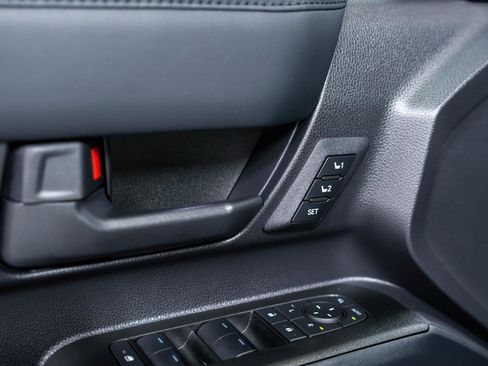 Used 2025 Toyota 4Runner Trailhunter image 73