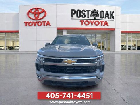 Used 2024 Chevrolet Silverado 1500 LT AWD/4WD image 4