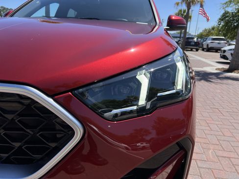 Used 2025 BMW X2 xDrive28i image 6