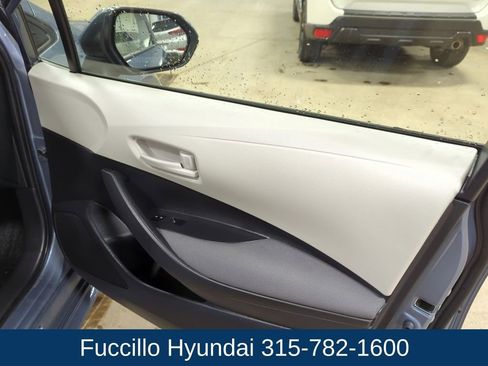 Used 2024 Toyota Corolla LE image 20