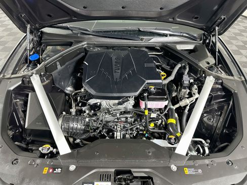Used 2025 Genesis G70 2.5T RWD image 35
