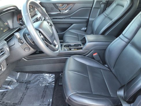 Used 2022 Lincoln Corsair Reserve image 21