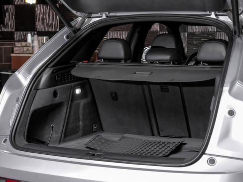 Used 2016 Audi Q3 2.0T Premium Plus w/ Technology Package image 46