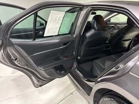 Used 2023 Toyota Camry SE FWD image 22