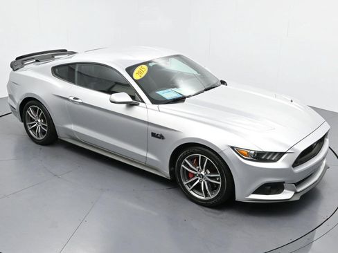 Used 2015 Ford Mustang GT RWD image 39