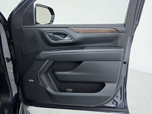 Used 2023 Chevrolet Tahoe Premier RWD image 41