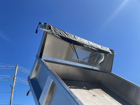 New 2025 Ford F550 4x4 Regular Cab Super Duty image 32