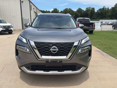 Certified 2023 Nissan Rogue Platinum w/ Platinum Premium Package AWD/4WD image 8