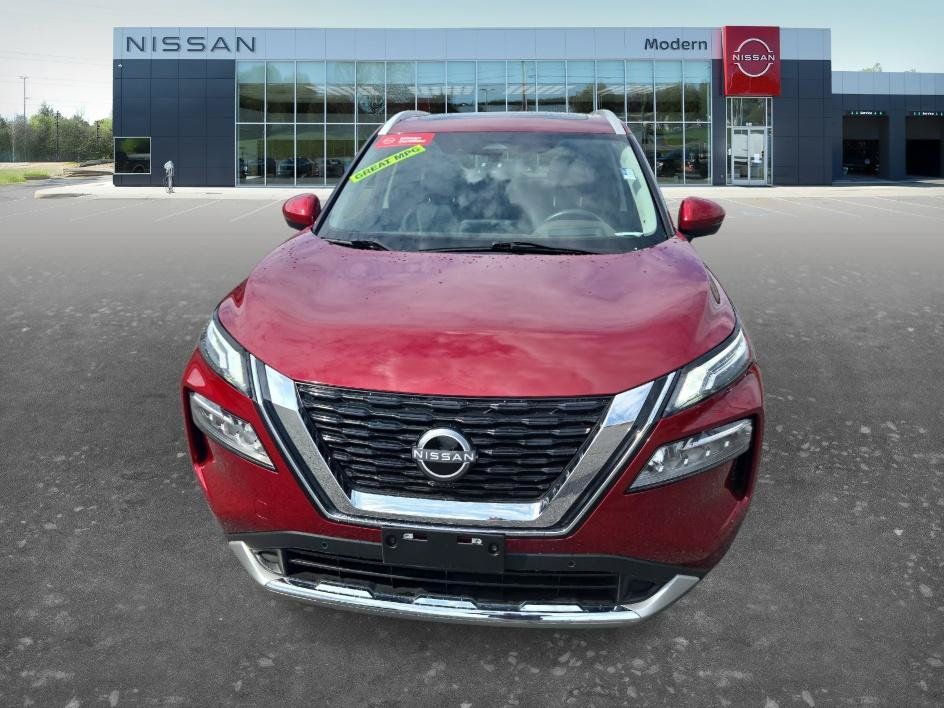 Certified 2023 Nissan Rogue Platinum w/ Platinum Premium Package AWD/4WD image 4