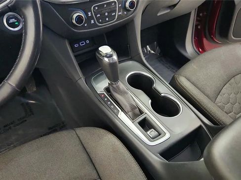 Used 2019 Chevrolet Equinox LT w/ Driver Convenience Package FWD image 33