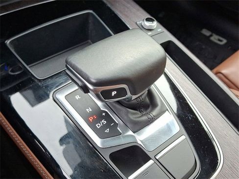 Used 2022 Audi Q5 2.0T Prestige image 14