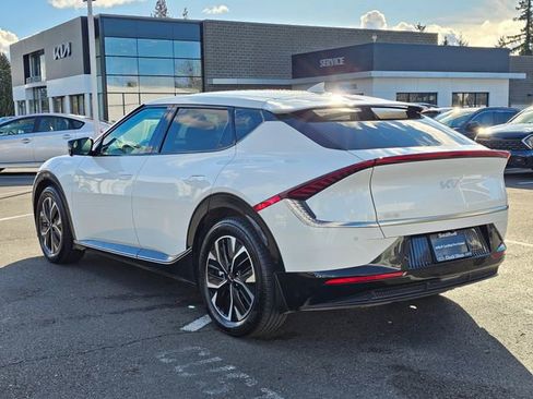 Certified 2022 Kia EV6 Wind w/ Wind Technology Package image 3