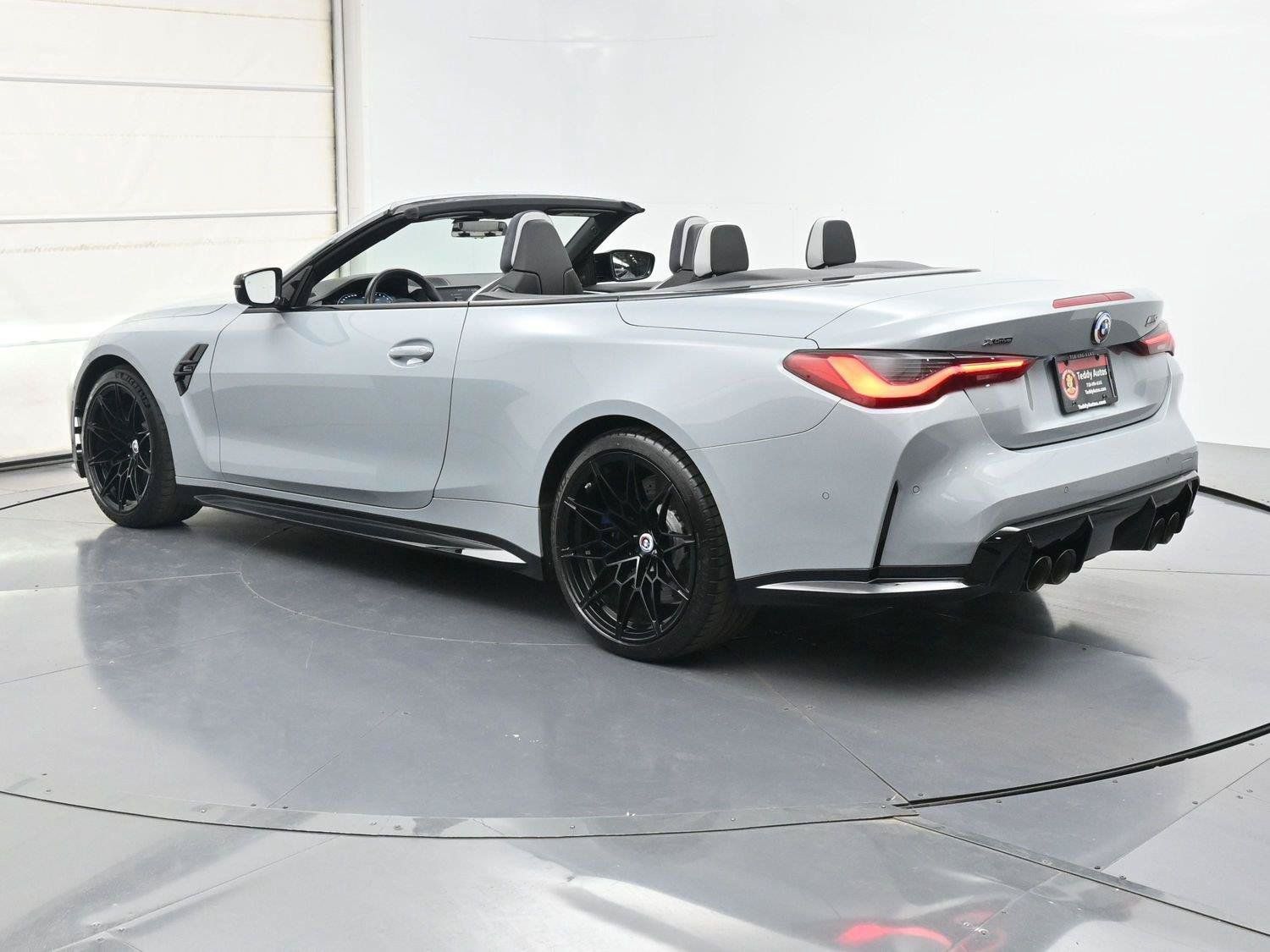 Used 2023 BMW M4 xDrive Competition AWD/4WD image 33