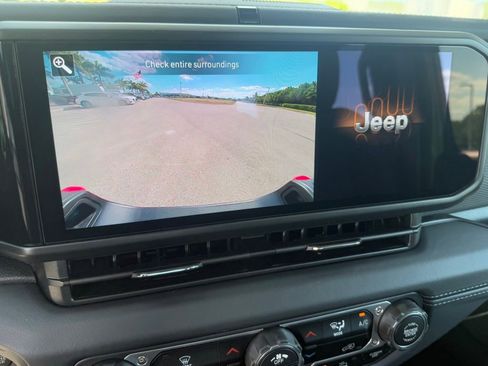 New 2026 Jeep Gladiator Rubicon w/ Safety Group image 14