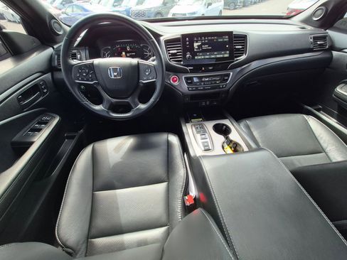 Used 2025 Honda Passport EX-L image 29