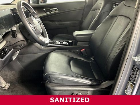 Certified 2023 Kia Sportage EX FWD image 19