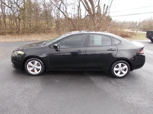 Used 2015 Dodge Dart SXT image 3