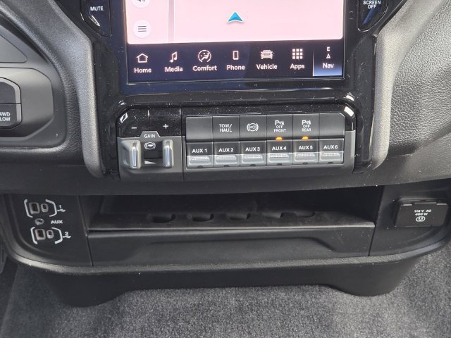 New 2026 RAM 2500 Tradesman AWD/4WD image 15