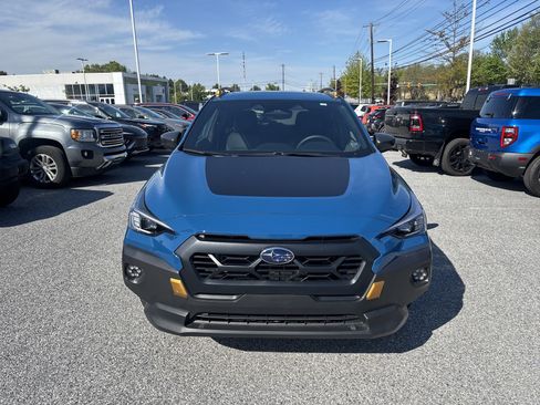 Certified 2024 Subaru Crosstrek 2.5i Wilderness w/ Crosstrek Mirror Package AWD/4WD image 3