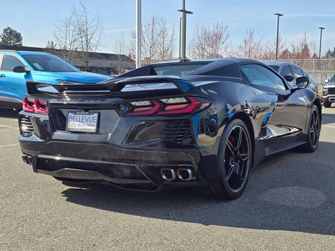 Used 2023 Chevrolet Corvette Stingray w/ Z51 Performance Package image 6