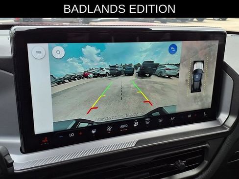 Used 2025 Ford Bronco Sport Badlands AWD/4WD image 12