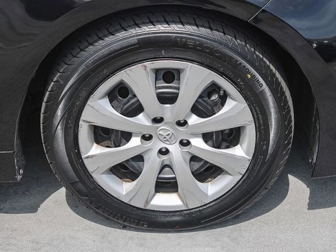 Certified 2023 Toyota Corolla LE image 11