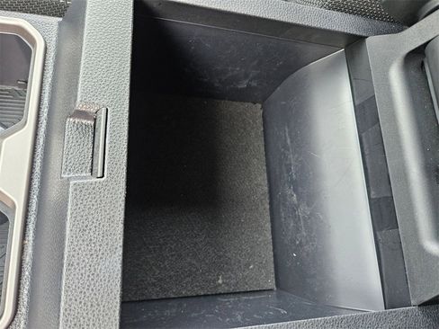 Used 2025 Toyota 4Runner SR5 image 30