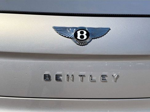 Used 2024 Bentley Flying Spur W12 image 12